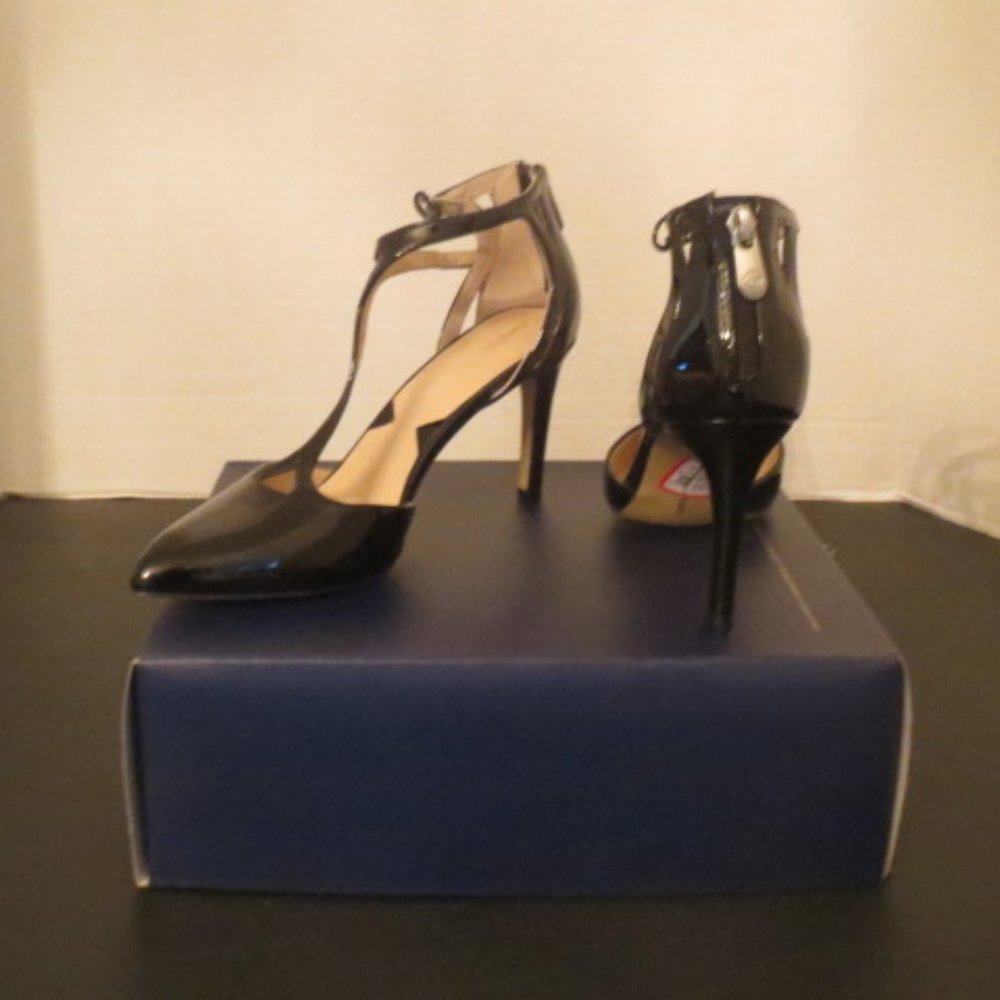 Adrienne Vittadini Nadine Black Patent Leather Shoes - 7.5M - New